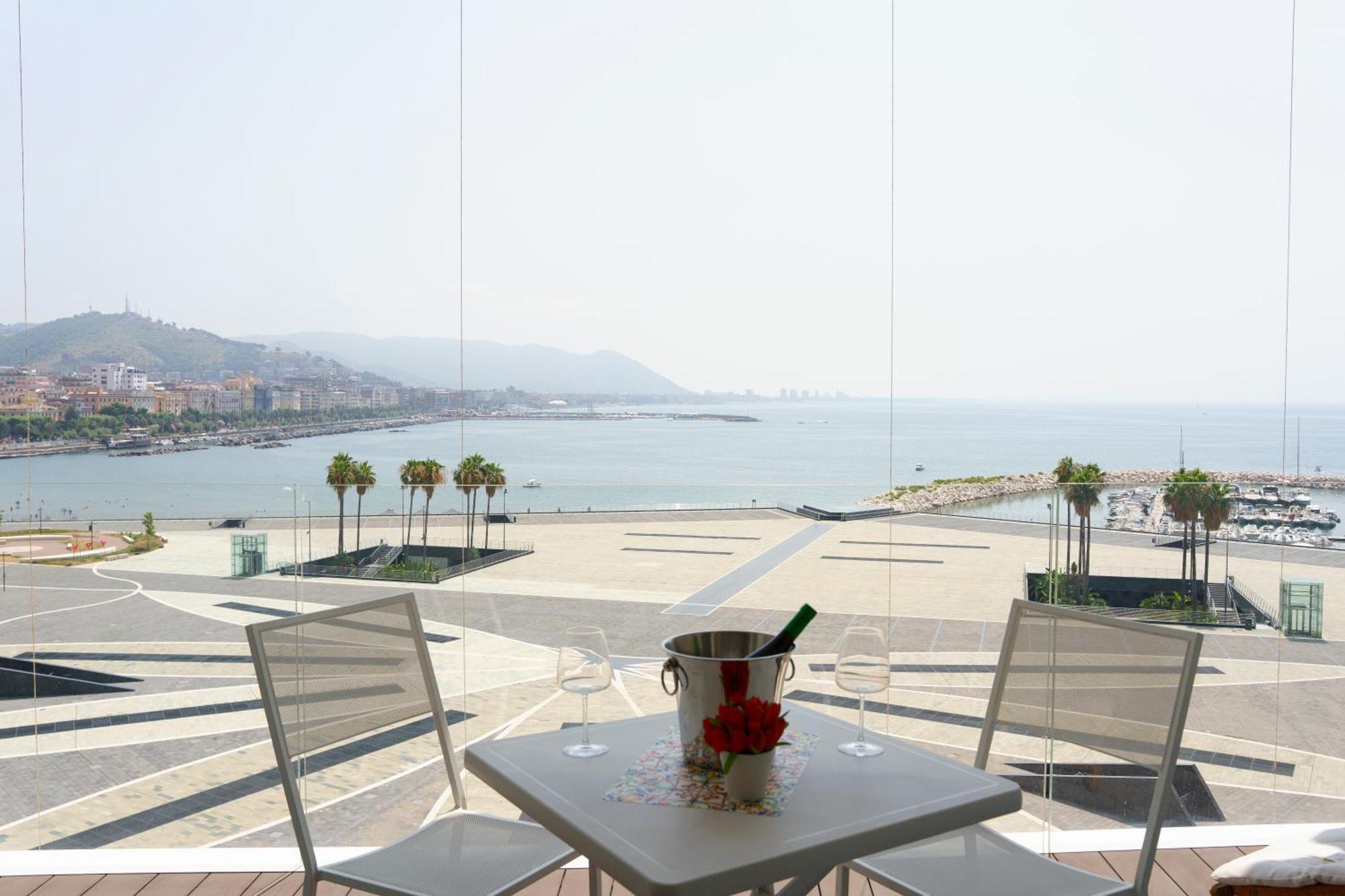 Bed and Breakfast Crescent Moon Salerno Zewnętrze zdjęcie